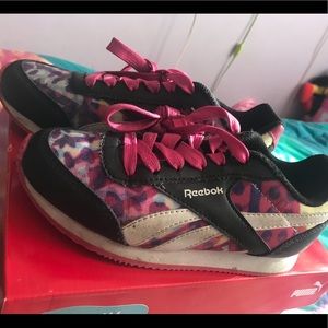 Little girl multi color leopard print Reebok’s